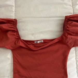 Pink puffy sleeves crop top